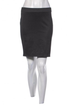 Пола Janina, Размер M, Цвят Многоцветен, Цена 3,06 €