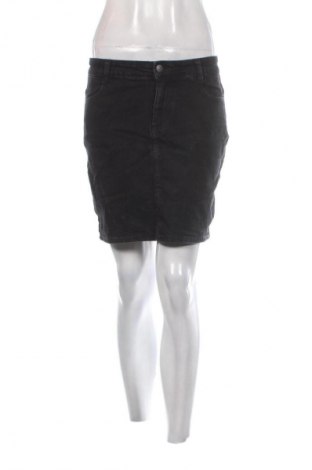 Sukně Kiabi, Velikost M, Barva Černá, Cena  109,00 Kč