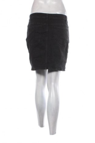 Sukně Kiabi, Velikost M, Barva Černá, Cena  109,00 Kč