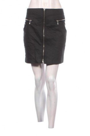 Sukně Mohito, Velikost M, Barva Černá, Cena  269,00 Kč