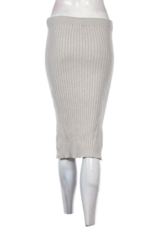 Пола NA-KD, Размер M, Цвят Сив, Цена 2,04 €