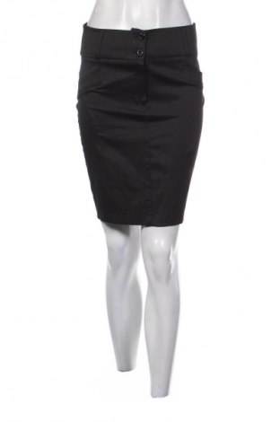 Sukně Noix, Velikost M, Barva Černá, Cena  89,00 Kč