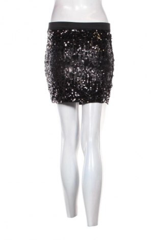 Пола ONLY, Размер S, Цвят Черен, Цена 2,55 €