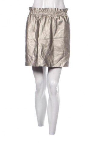 Пола ONLY, Размер M, Цвят Златист, Цена 5,11 €