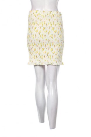 Пола Pieces, Размер M, Цвят Многоцветен, Цена 12,78 €