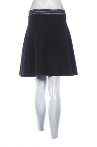 Пола Sandro, Размер M, Цвят Черен, Цена 29,14 €