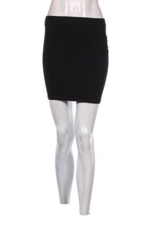 Sukně Sinsay, Velikost S, Barva Černá, Cena  269,00 Kč