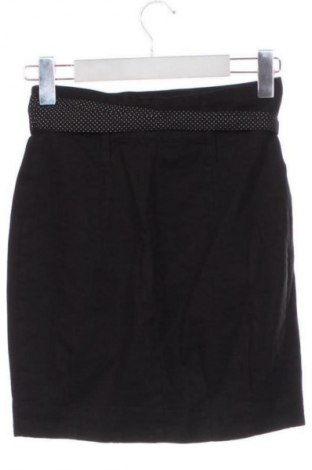 Sukně Stradivarius, Velikost XS, Barva Černá, Cena  99,00 Kč