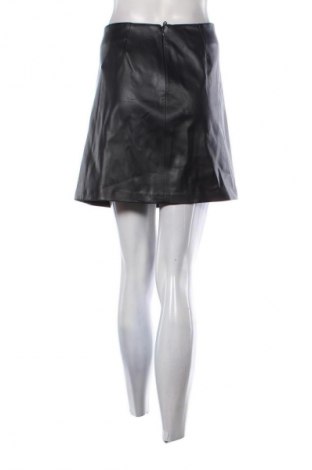 Пола Unbranded, Размер S, Цвят Черен, Цена 7,66 €