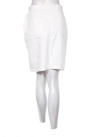 Пола Unbranded, Размер S, Цвят Бял, Цена 10,00 €