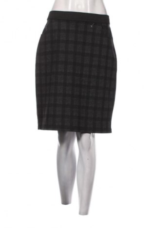 Пола Unbranded, Размер L, Цвят Многоцветен, Цена 2,04 €