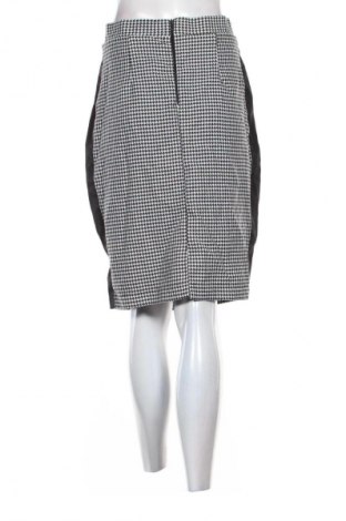 Пола Unbranded, Размер XL, Цвят Многоцветен, Цена 10,22 €