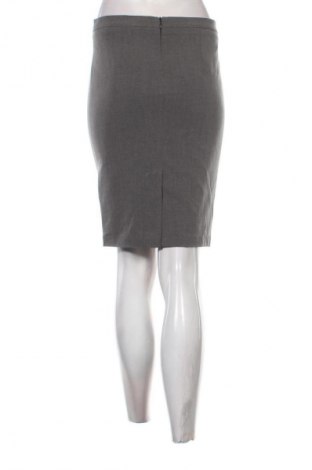 Fustă United Colors Of Benetton, Mărime M, Culoare Gri, Preț 26,99 Lei