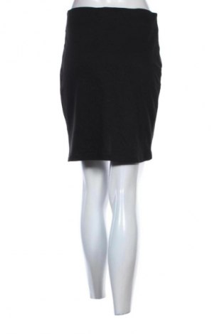 Пола VILA, Размер L, Цвят Черен, Цена 4,60 €