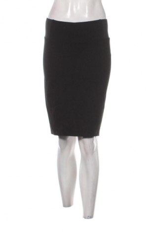 Пола Vero Moda, Размер M, Цвят Черен, Цена 2,55 €