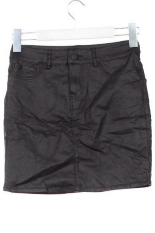 Spódnica Vero Moda, Rozmiar XS, Kolor Czarny, Cena 10,99 zł
