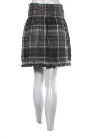 Пола Zara, Размер S, Цвят Многоцветен, Цена 4,09 €