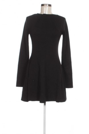 Šaty  & Other Stories, Velikost M, Barva Černá, Cena  2 079,00 Kč