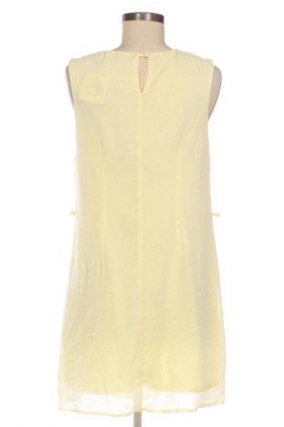 Šaty  Atmosphere, Velikost M, Barva Žlutá, Cena  509,00 Kč