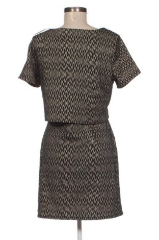 Sukienka Atmosphere, Rozmiar M, Kolor Kolorowy, Cena 18,99 zł