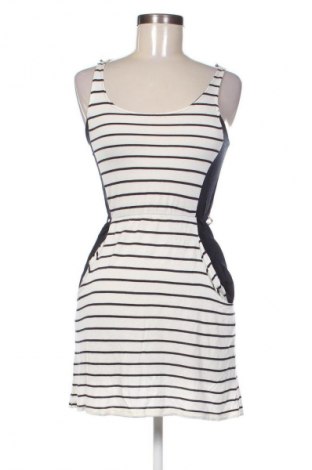 Šaty  Bershka, Velikost S, Barva Vícebarevné, Cena  519,00 Kč