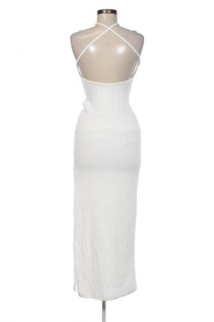 Ruha Bershka, Méret M, Szín Fehér, Ár 12 189 Ft