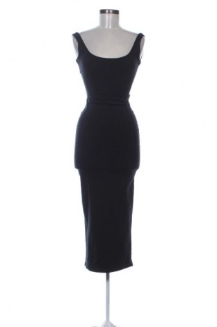 Kleid Bershka, Größe S, Farbe Schwarz, Preis 31,99 €