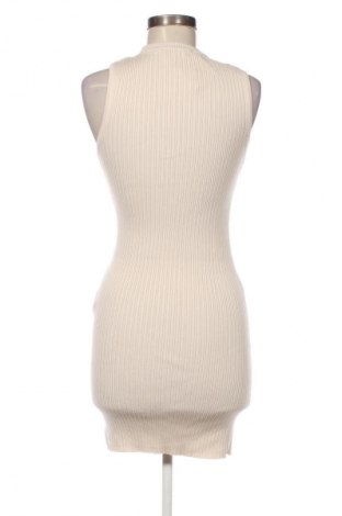 Φόρεμα Bershka, Μέγεθος L, Χρώμα Εκρού, Τιμή 7,99 €