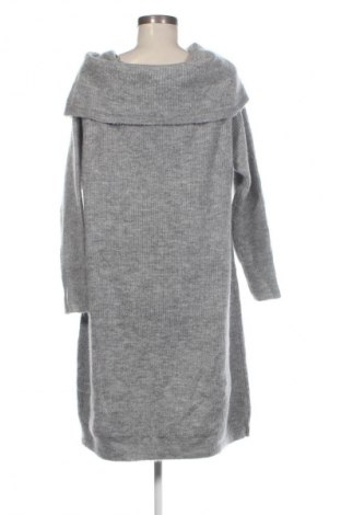 Šaty  C&A, Velikost XL, Barva Šedá, Cena  249,00 Kč