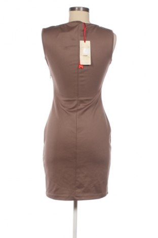 Рокля Candy, Размер M, Цвят Бежов, Цена 32,21 €