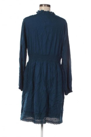 Φόρεμα Cream, Μέγεθος L, Χρώμα Μπλέ, Τιμή 50,99 €