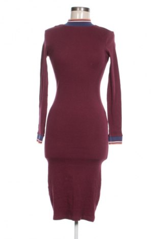 Šaty  Cropp, Velikost S, Barva Červená, Cena  419,00 Kč