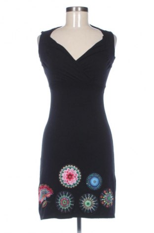 Kleid Desigual, Größe S, Farbe Schwarz, Preis 23,99 €