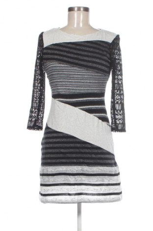 Rochie Desigual, Mărime M, Culoare Multicolor, Preț 125,99 Lei