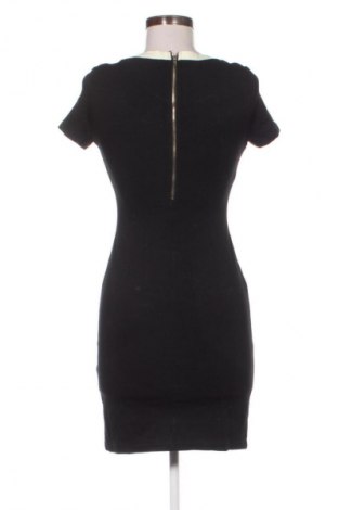 Rochie Drole De Copine, Mărime M, Culoare Multicolor, Preț 26,99 Lei