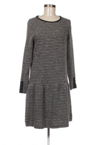 Šaty  Essentials, Velikost S, Barva Vícebarevné, Cena  89,00 Kč