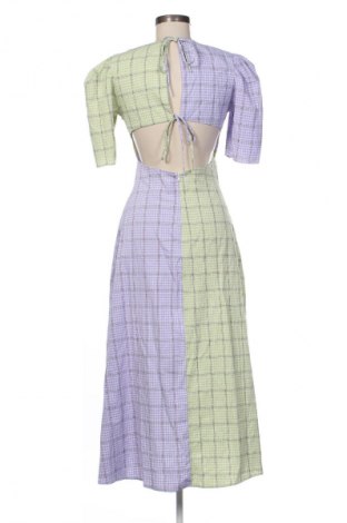 Kleid Fashion Union, Größe M, Farbe Mehrfarbig, Preis € 19,00