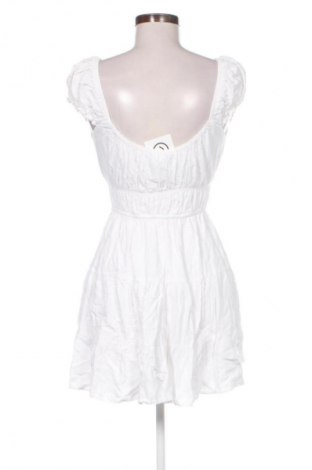 Rochie Fb Sister, Mărime S, Culoare Alb, Preț 104,99 Lei