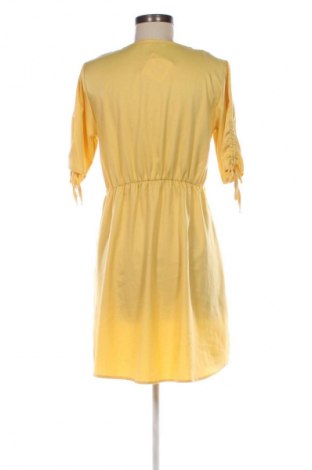 Šaty  Fisherfield, Velikost M, Barva Žlutá, Cena  339,00 Kč