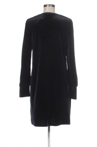 Рокля Gina Tricot, Размер XL, Цвят Черен, Цена 3,57 €