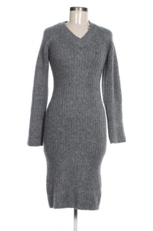 Rochie H&M, Mărime S, Culoare Gri, Preț 73,99 Lei