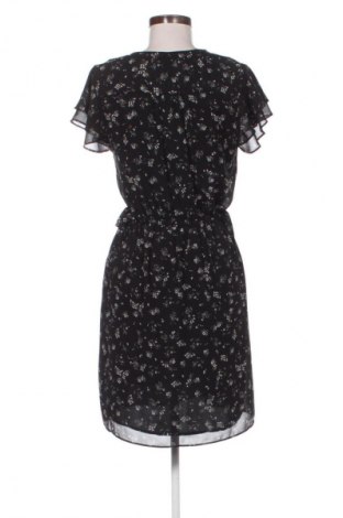 Šaty  H&M, Velikost M, Barva Vícebarevné, Cena  361,00 Kč