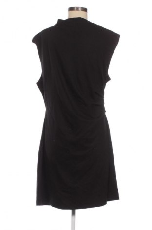 Рокля H&M, Размер XL, Цвят Бял, Цена 11,24 €