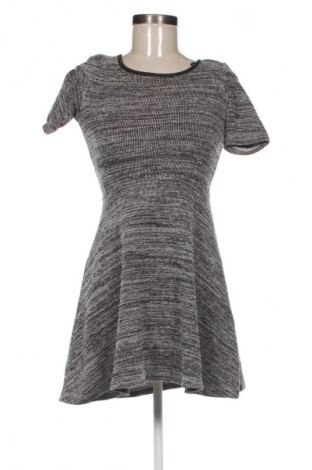 Šaty  H&M Divided, Velikost S, Barva Vícebarevné, Cena  269,00 Kč