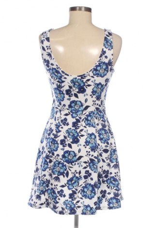 Šaty  H&M Divided, Velikost M, Barva Vícebarevné, Cena  566,00 Kč