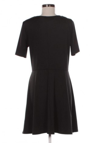 Рокля H&M Divided, Размер XL, Цвят Многоцветен, Цена 6,64 €