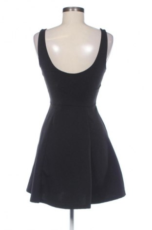 Kleid H&M Divided, Größe M, Farbe Schwarz, Preis € 18,99