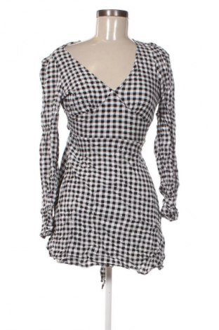 Šaty  H&M Divided, Velikost M, Barva Vícebarevné, Cena  159,00 Kč