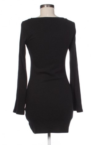 Рокля H&M Divided, Размер M, Цвят Черен, Цена 10,22 €