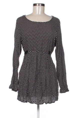 Рокля LC Waikiki, Размер XL, Цвят Многоцветен, Цена 4,60 €